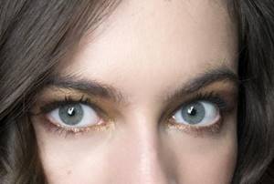http://makeup.ru/storage/articles/20832/conversions/CdtFsx76erowIX2Dqkvpjj252YKL9qFq-preview_vertical_full.jpg