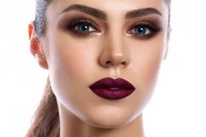 http://makeup.ru/storage/articles/29380/conversions/J6jHcb6oqAgFCkki30hTgkTZZOu6NzqM-preview_vertical_full.jpg