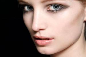 http://makeup.ru/storage/articles/23321/conversions/YEhtL9byoBOuVuDP7fxfPKReyoXWutRg-preview_vertical_full.jpg