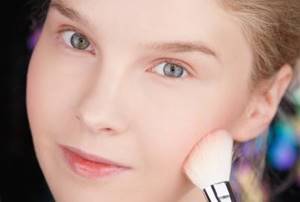 http://makeup.ru/storage/articles/23994/conversions/content_front.jpg