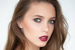 http://makeup.ru/storage/articles/28504/conversions/e4oYiwgkvBDZRANcCXpDqaX7g0DeaLJs-preview_vertical_full.jpg