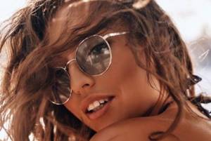 http://makeup.ru/storage/articles/27006/conversions/mNKyX5TOwXhRX3bNf0n59K0bo77l8aGs-preview_vertical_full.jpg